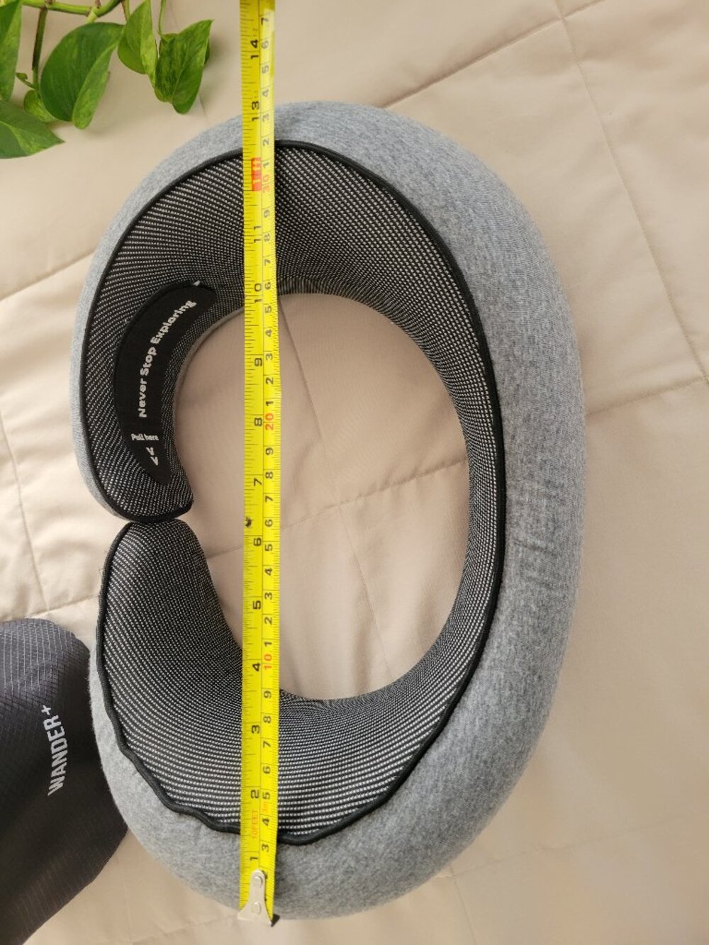 Wander  travel pillow. GREAT USED CONDITION. FIRM PRICE - Picture 2 of 7